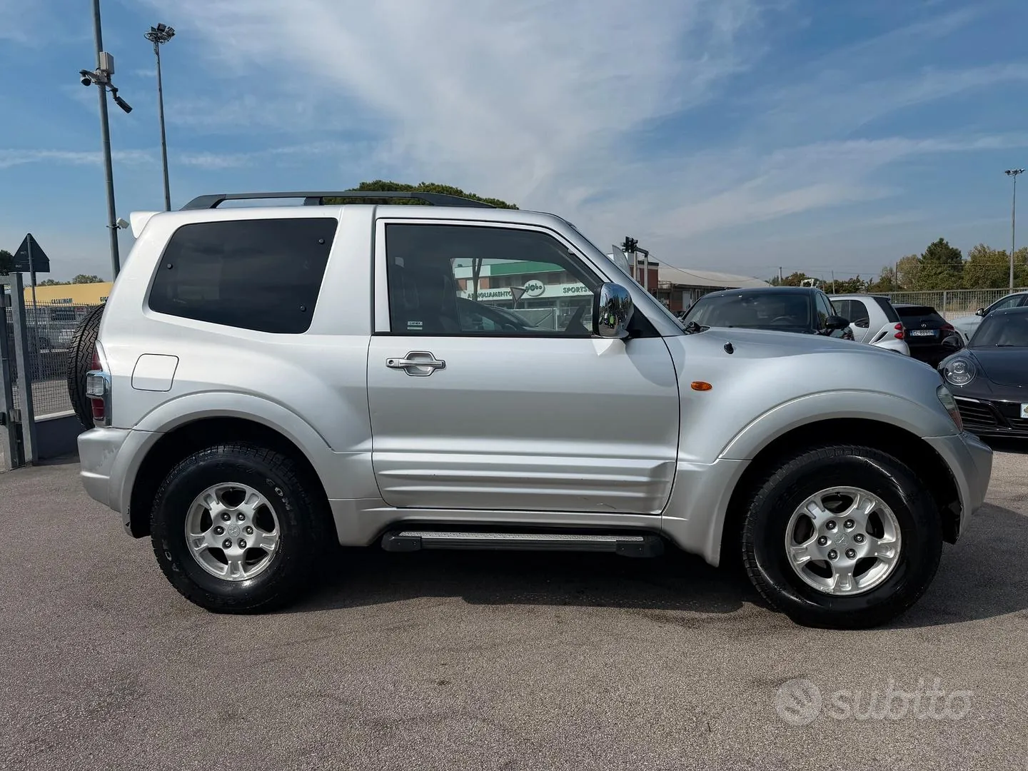 Mitsubishi Pajero 2001 photo 2