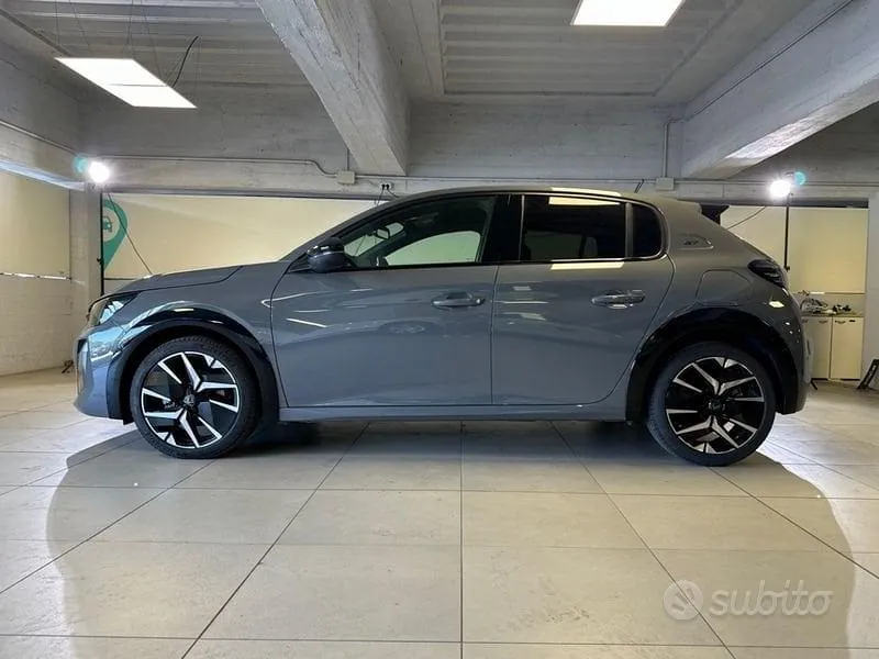 Peugeot 208 2025 photo 4