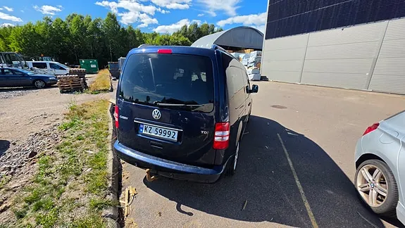 Volkswagen Caddy Maxi 2012 photo 2
