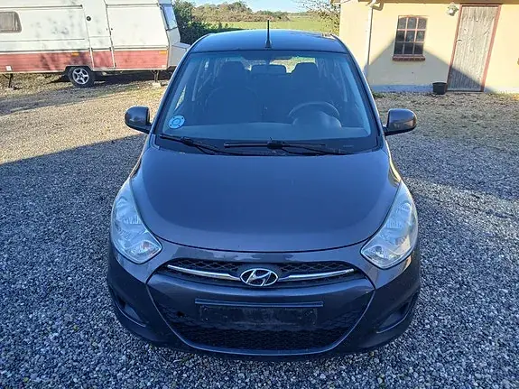 Hyundai I10 2011 photo 2