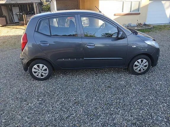 Hyundai I10 2011 photo 4