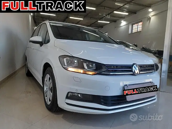 Volkswagen Touran 2019 photo 2