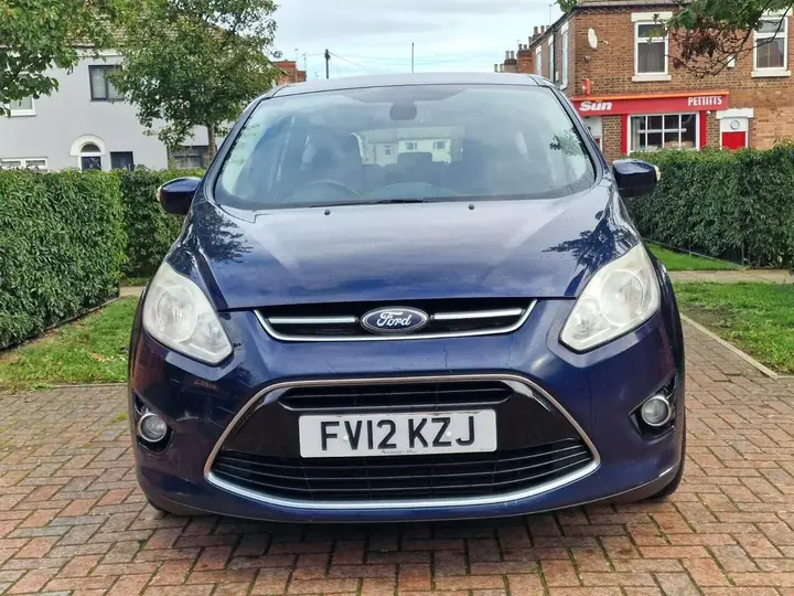 Ford C-Max 2012 photo 2