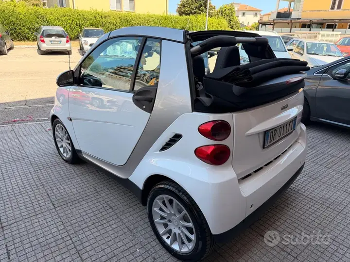 Smart Fortwo 2008 photo 4