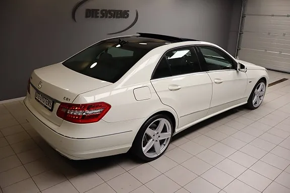 Mercedes-Benz E220 2012 photo 2
