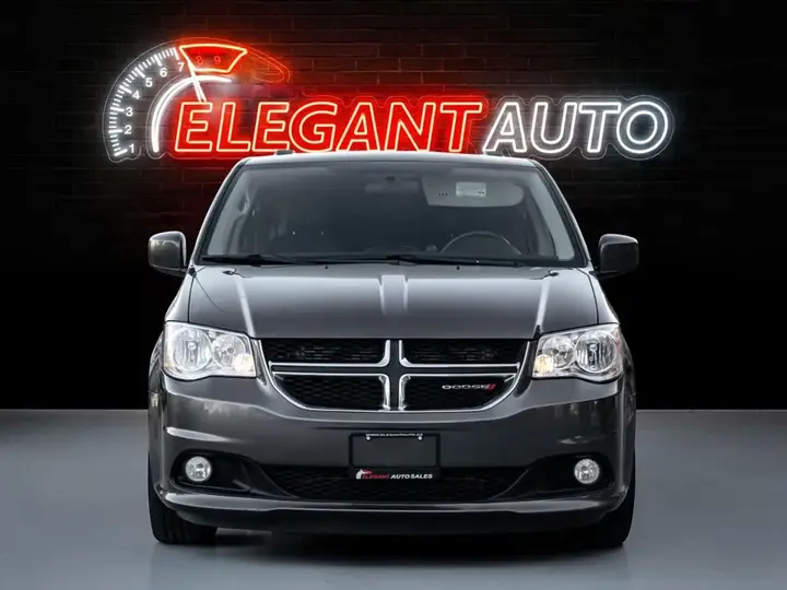 Dodge Grand Caravan 2017 photo 2