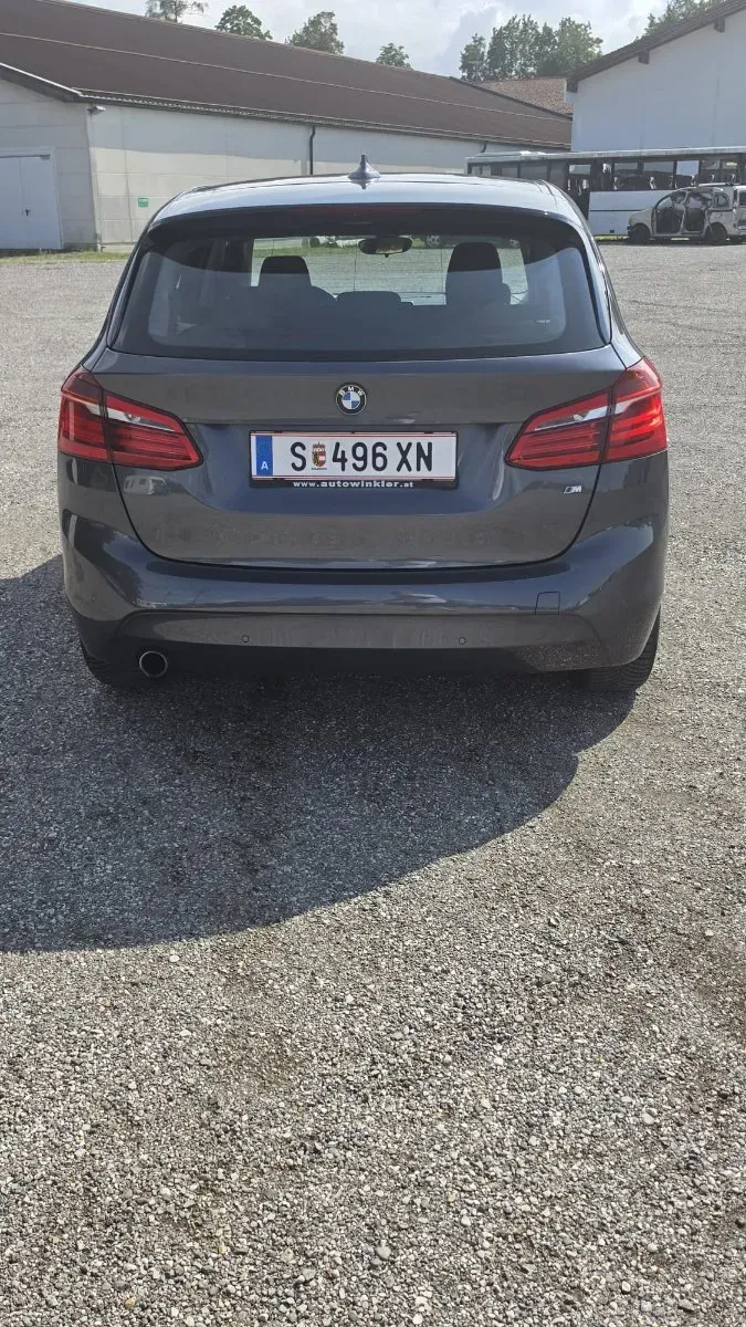 BMW 2 Series 2017 photo 2