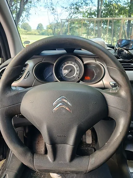 Citroen C3 2015 photo 3