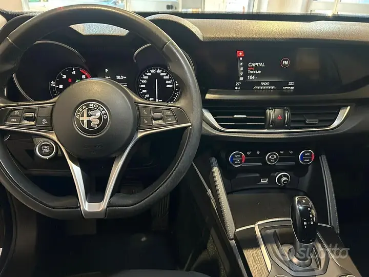 Alfa Romeo Stelvio 2018 photo 4