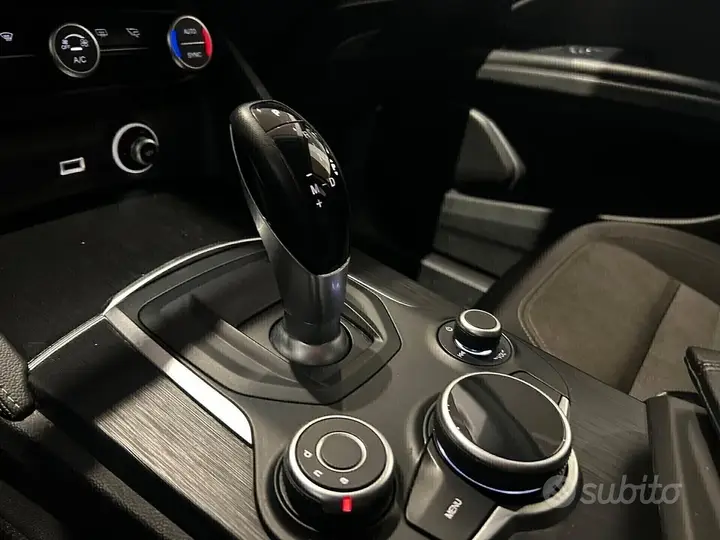 Alfa Romeo Stelvio 2018 photo 5