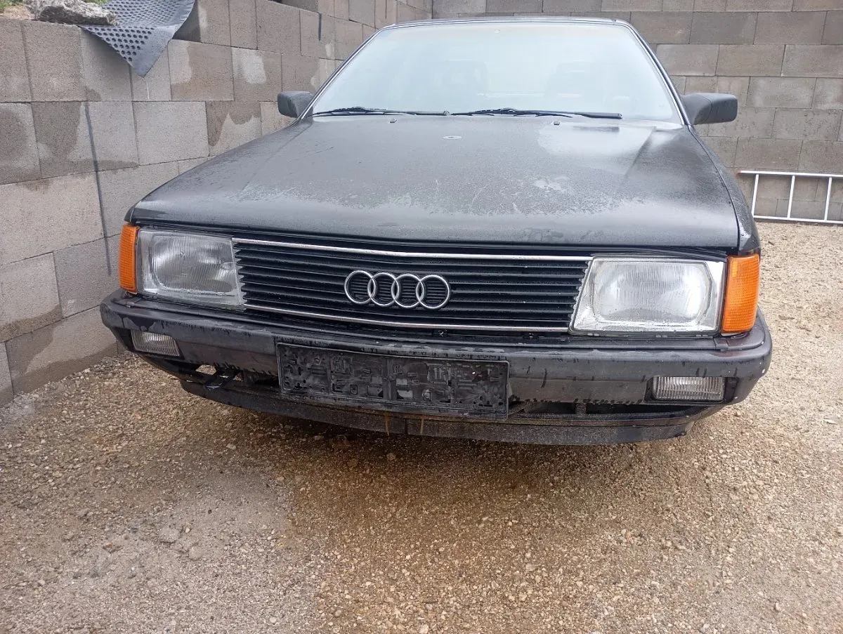 Audi 100 1988 photo 3