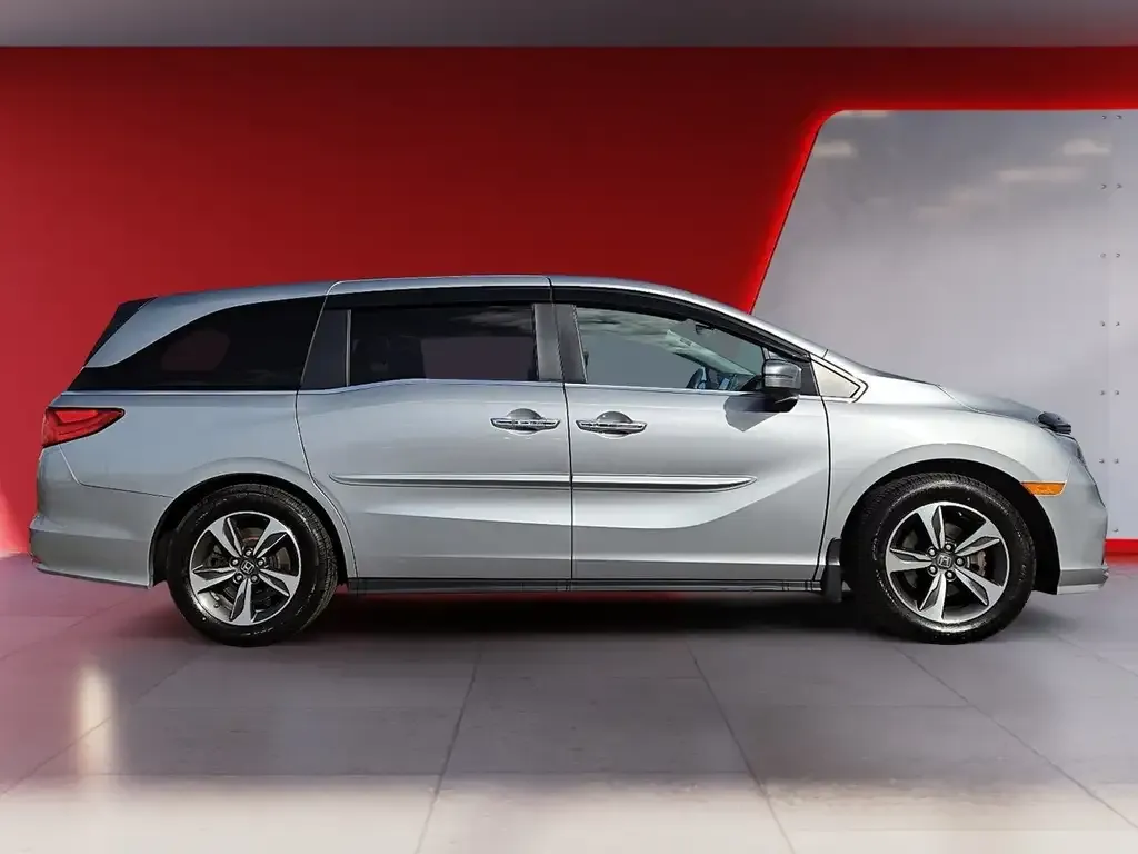 Honda Odyssey 2019 photo 3