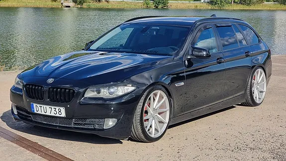 BMW 520D 2012 photo 2