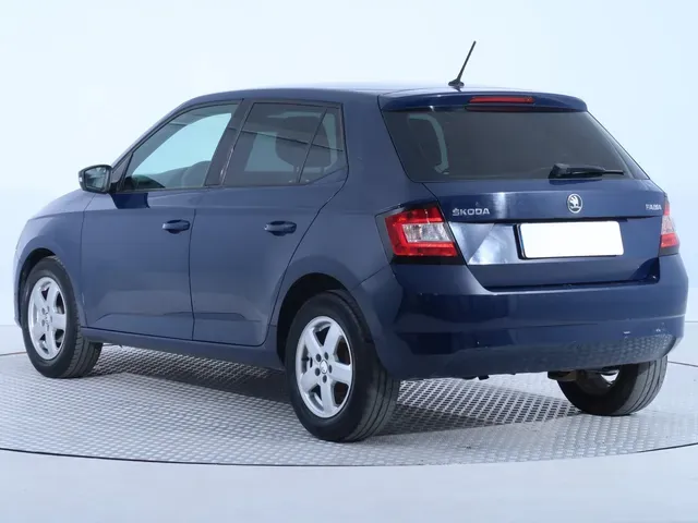 Skoda Fabia 2017 photo 3