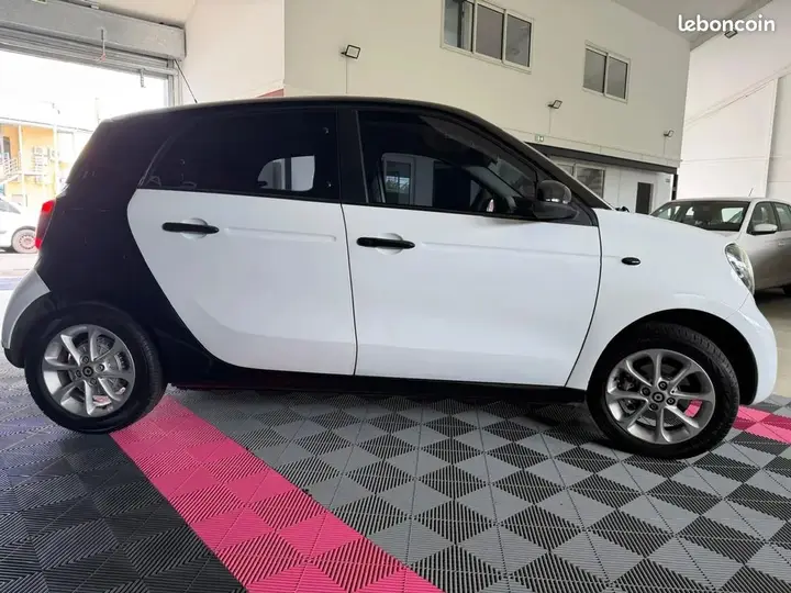 Smart Forfour 2019 photo 4