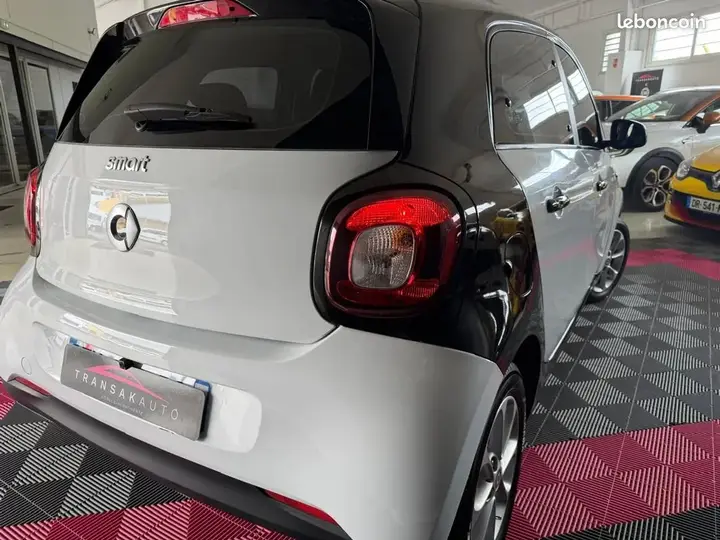 Smart Forfour 2019 photo 5