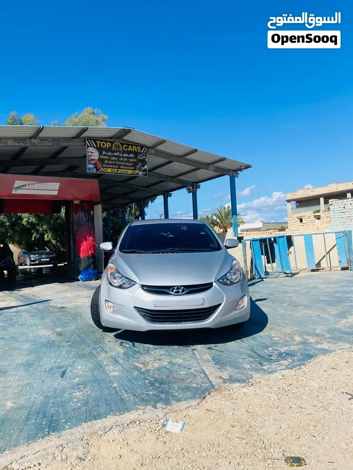 Hyundai Avante 2012 photo 2