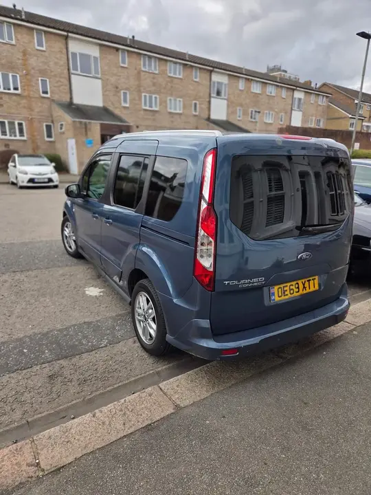 Ford Tourneo Connect 2020 photo 2