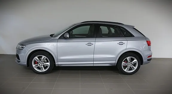 Audi Q3 2018 photo 4