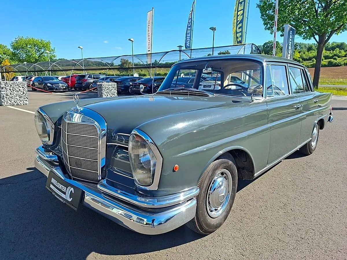Mercedes-Benz Sonstige 1961 photo 3