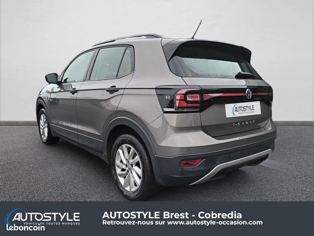 Volkswagen T-Cross 2019 photo 2