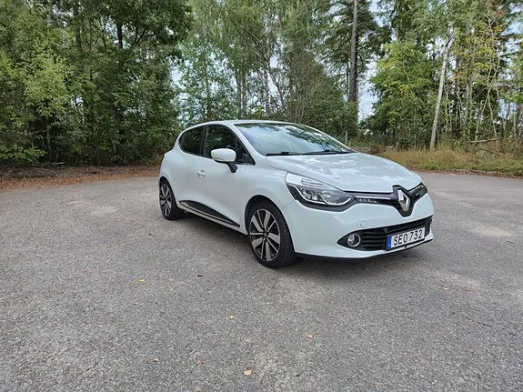 Renault Clio 2015 photo 2