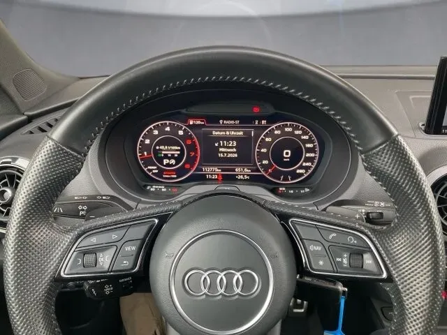 Audi A3 2018 photo 2