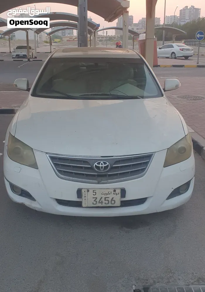 Toyota Aurion