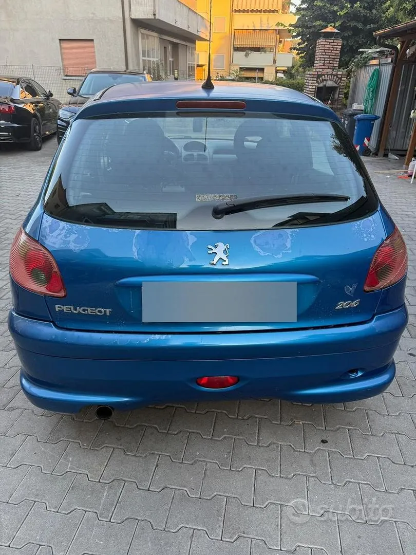 Peugeot 206 2006 photo 2