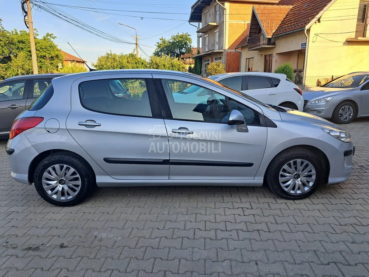 Peugeot 308 2009 photo 5