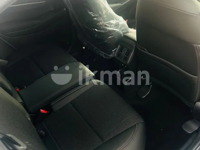 Honda Vezel 2025 photo 4