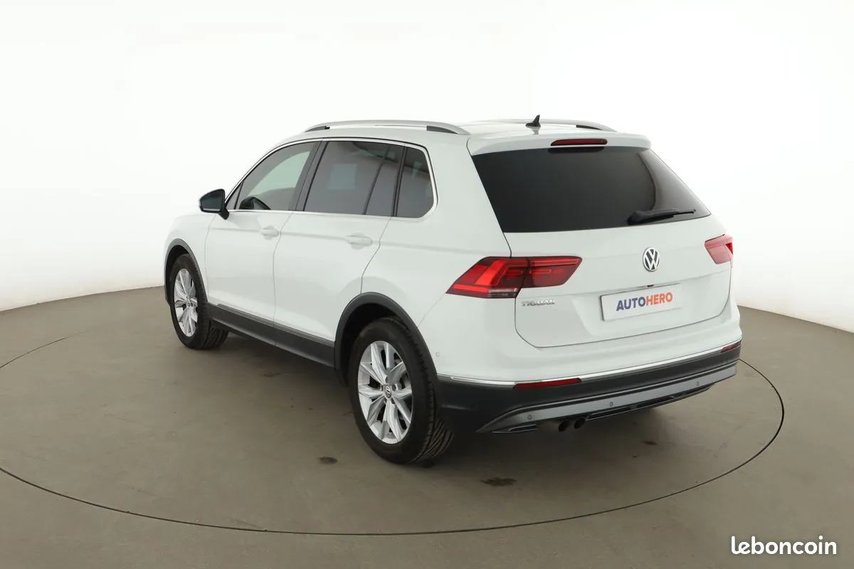 Volkswagen Tiguan 2019 photo 2