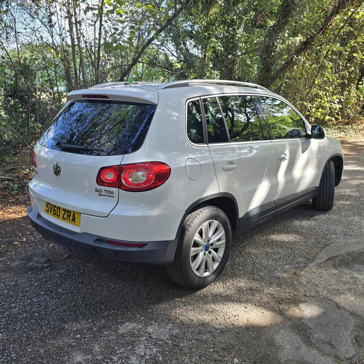 Volkswagen Tiguan 2010 photo 2