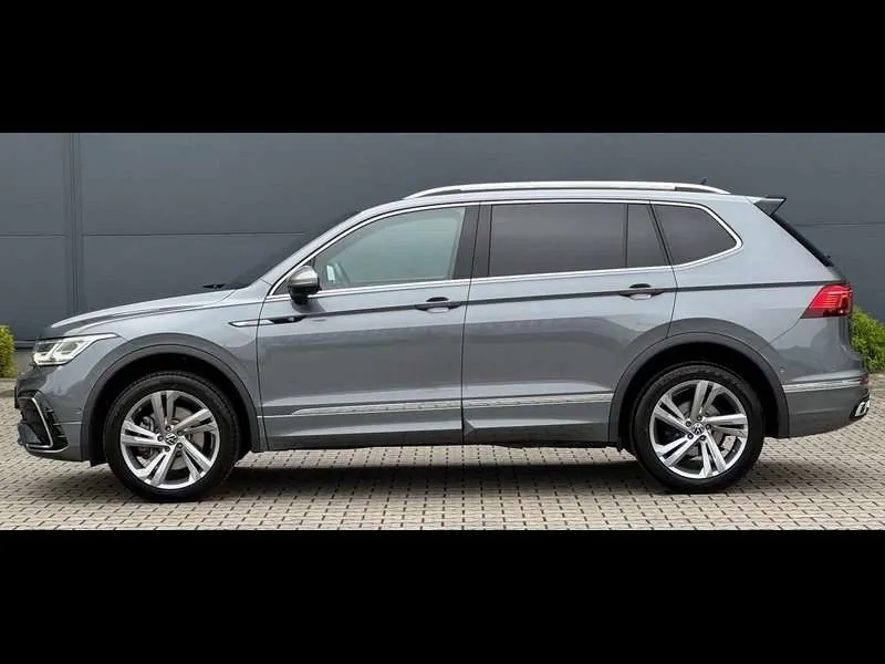 Volkswagen Tiguan Allspace 2024 photo 4