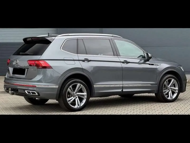 Volkswagen Tiguan Allspace 2024 photo 5