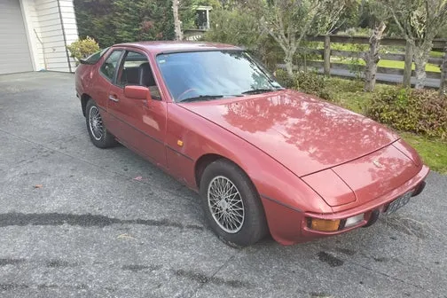 Porsche 924