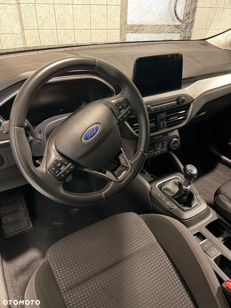 Ford Focus 2020 photo 4