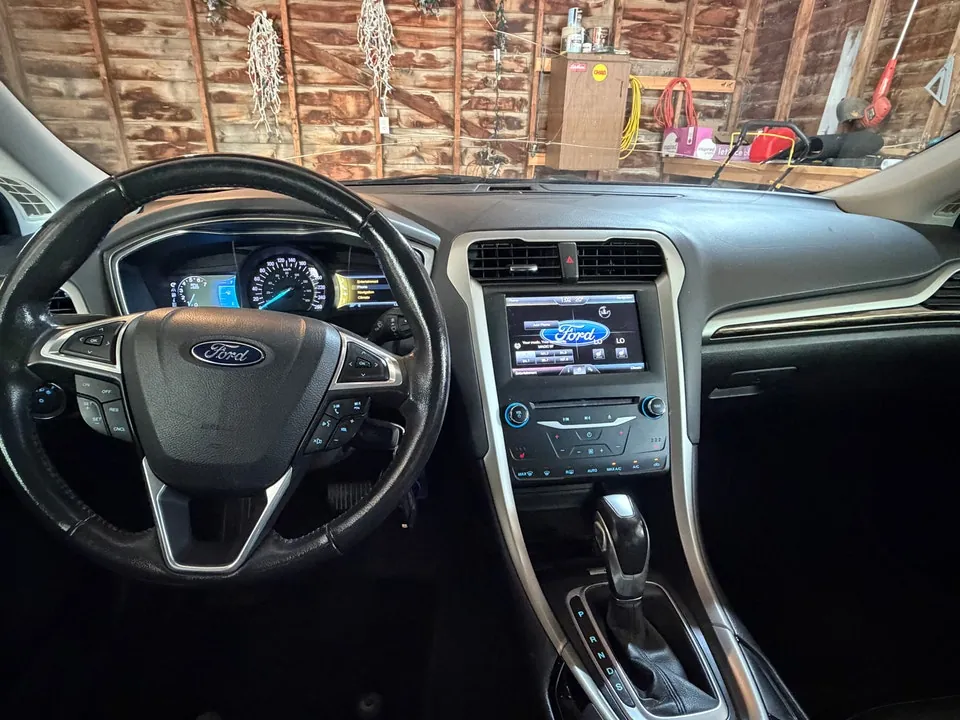 Ford Fusion 2014 photo 5