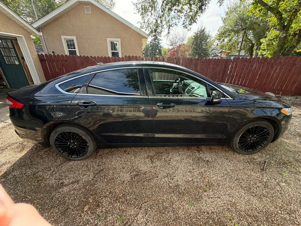 Ford Fusion 2014 photo 3