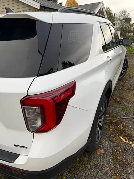 Ford Explorer 2022 photo 3