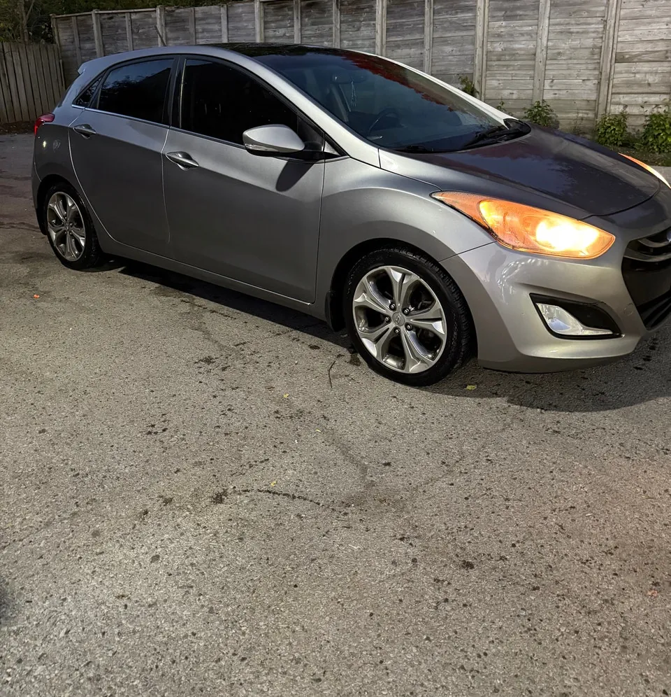 Hyundai Elantra 2013 photo 3