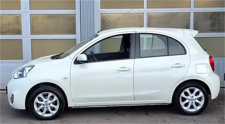 Nissan Micra 2017 photo 2