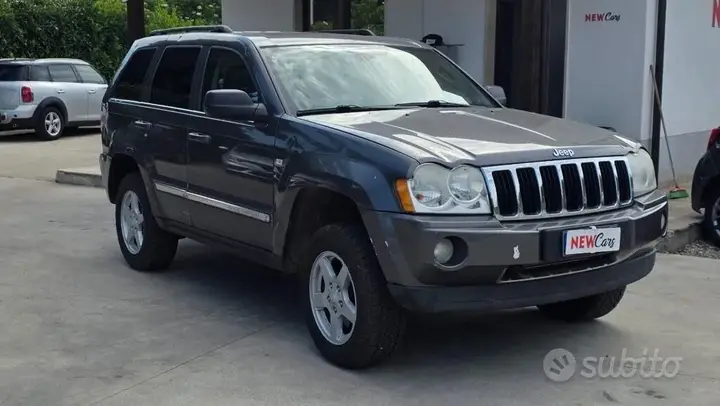 Jeep Grand Cherokee 2006 photo 2