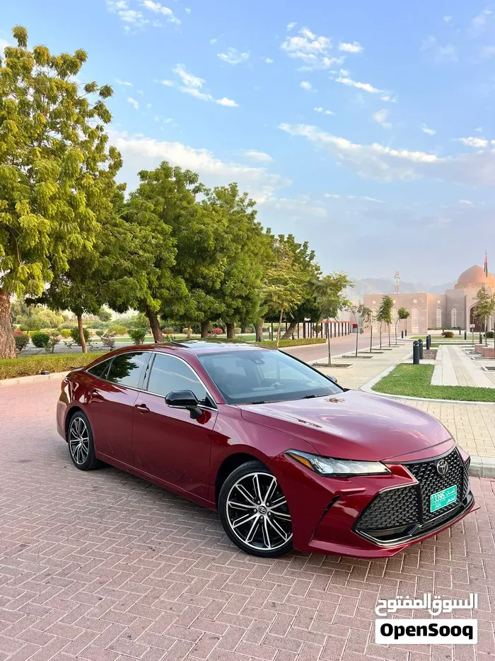 Toyota Avalon 2020 photo 2