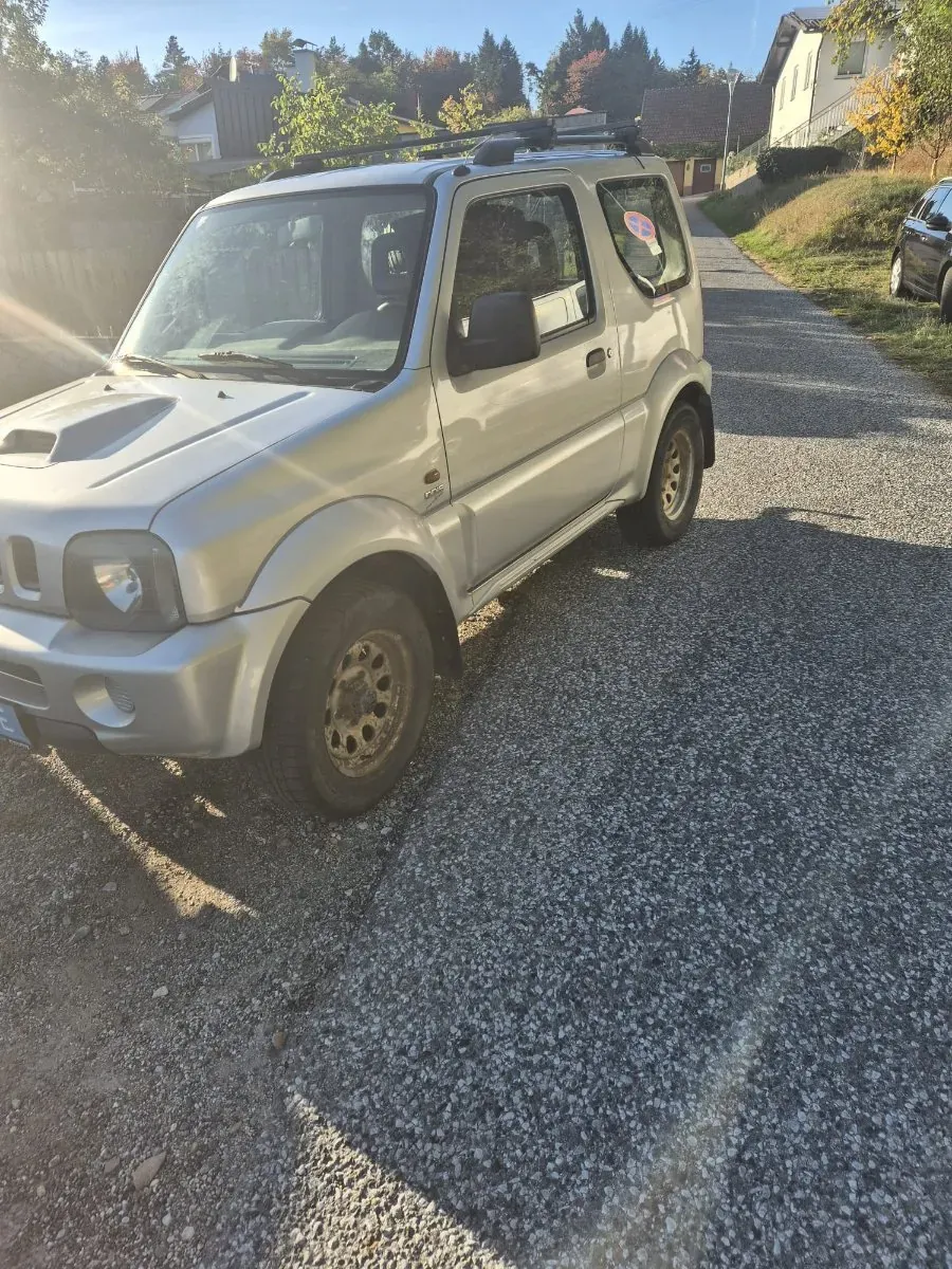Suzuki Jimny 2005 photo 2