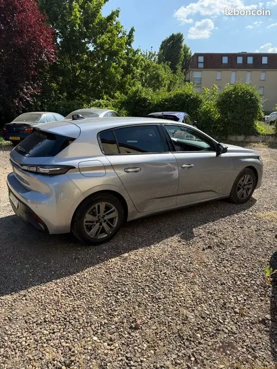 Peugeot 308 2023 photo 2