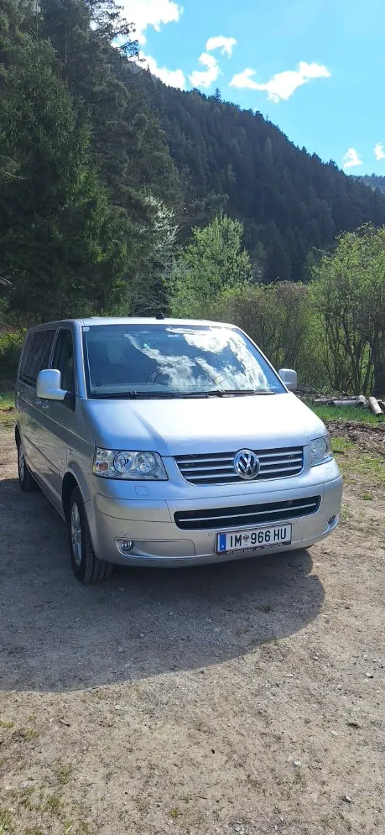 Volkswagen Multivan 2004 photo 2