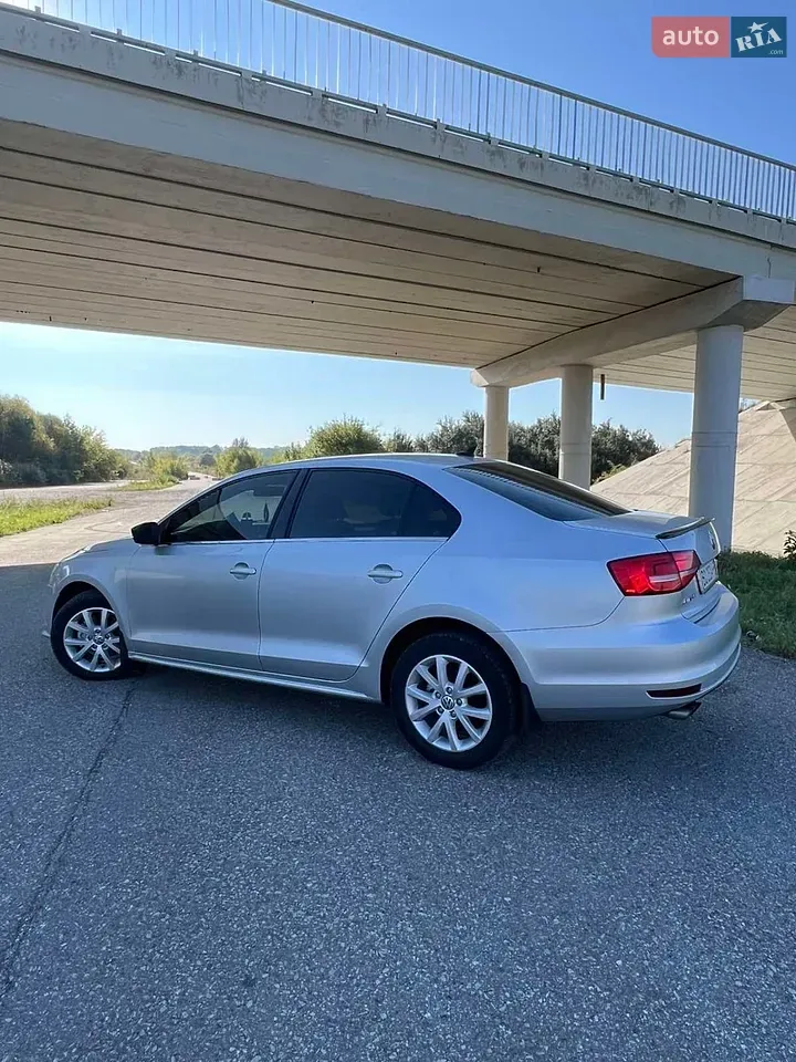 Volkswagen Jetta 2015 photo 4