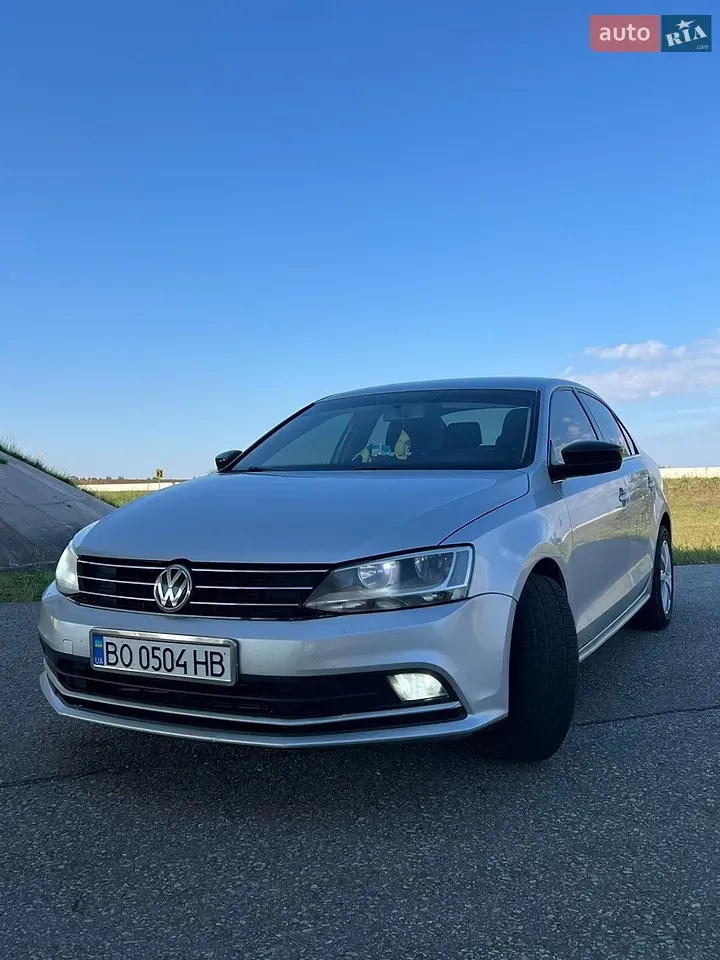 Volkswagen Jetta 2015 photo 3
