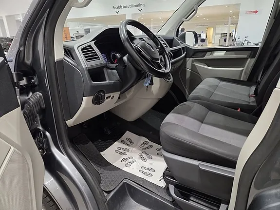 Volkswagen Transporter 2019 photo 5